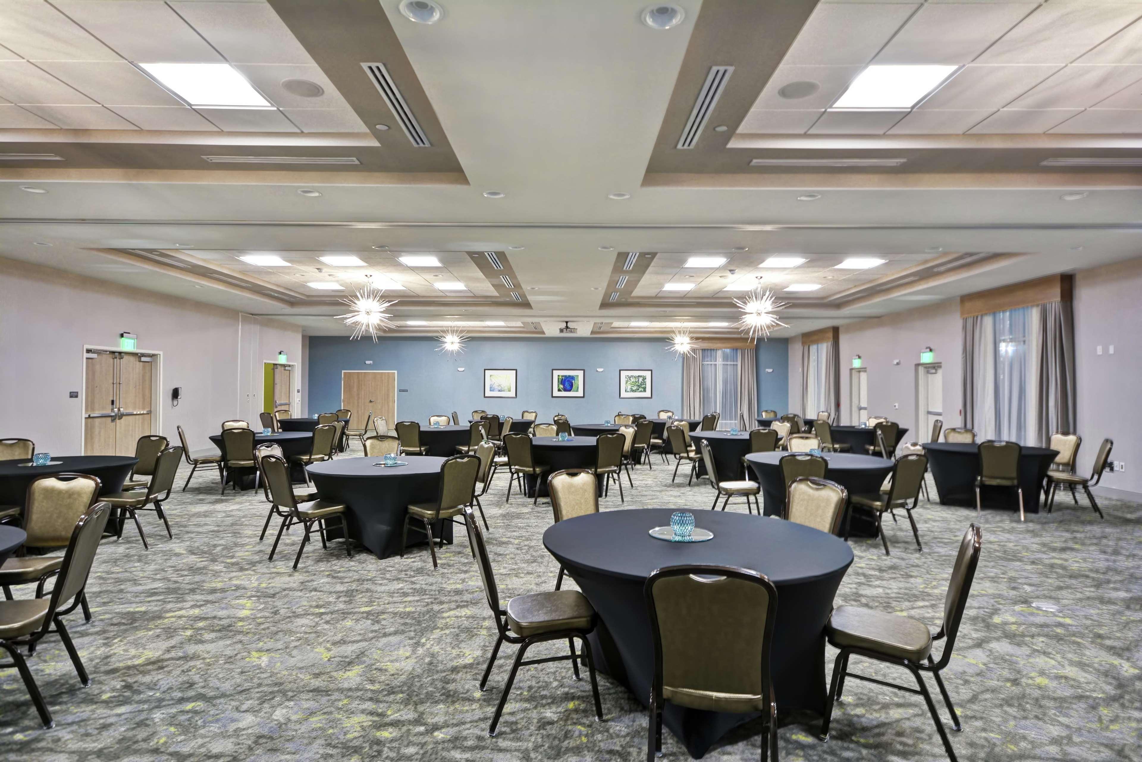 Hilton Garden Inn Houston Hobby Airport Exterior photo