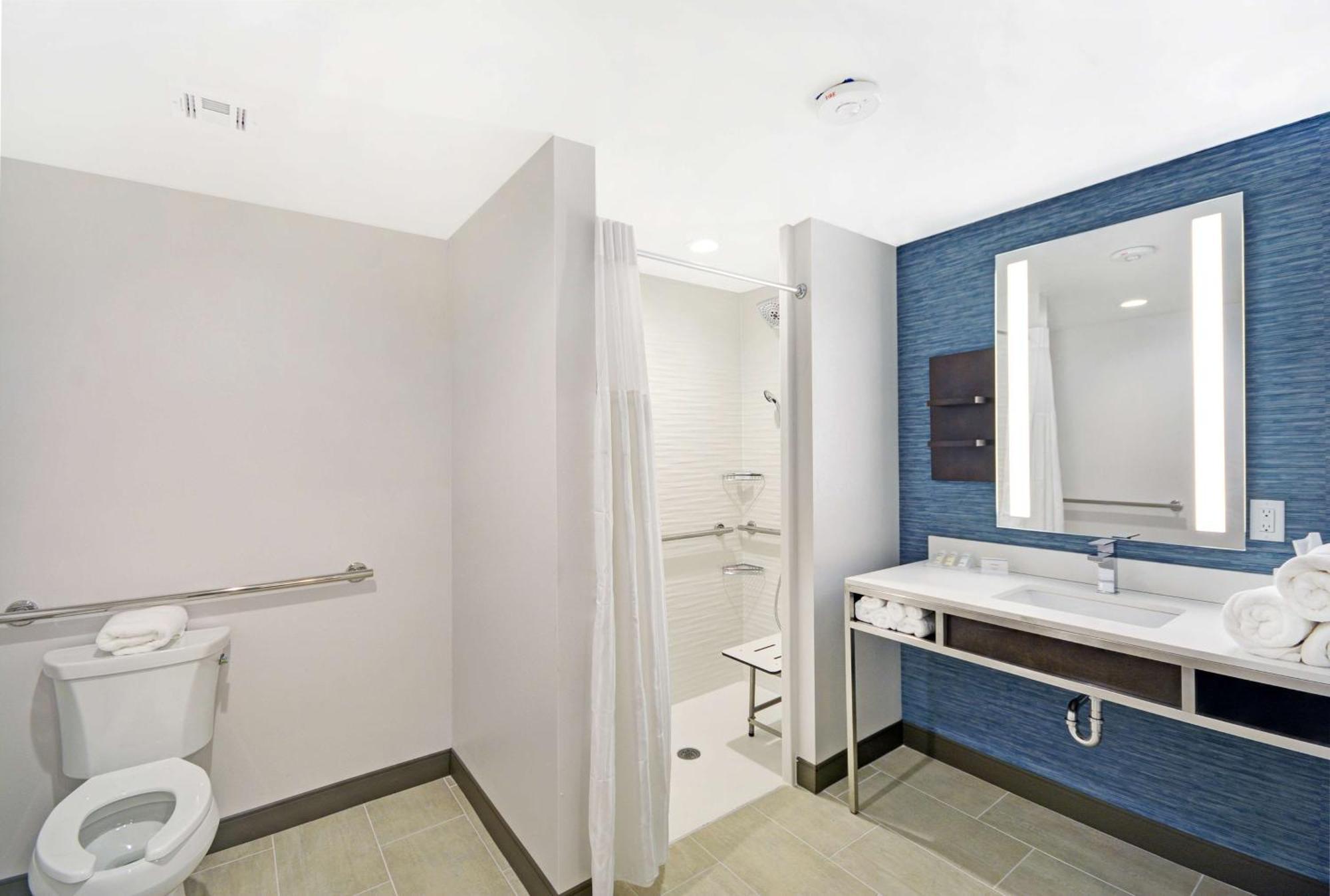 Hilton Garden Inn Houston Hobby Airport Exterior photo
